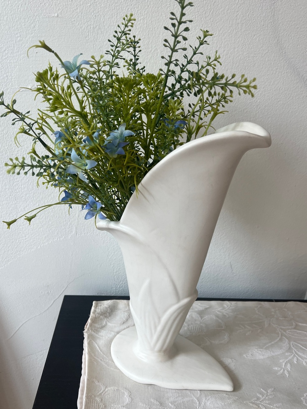 Haeger Pottery Leaf Vase